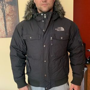 Men’s North Face winter coat